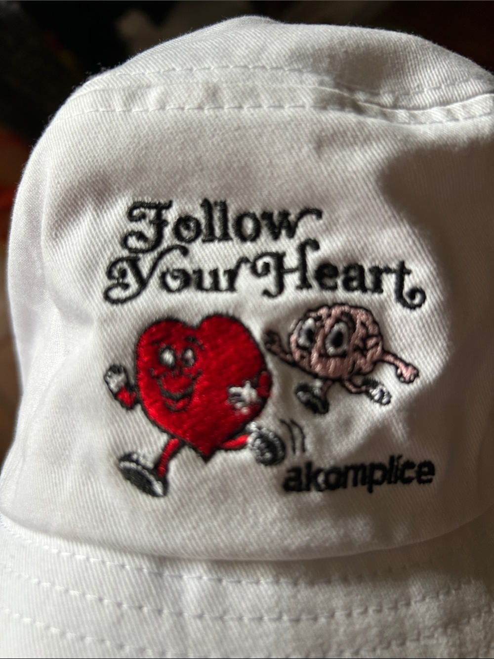Akomplice “Follow Your Heart” Bucket Hat - Picture 4 of 8